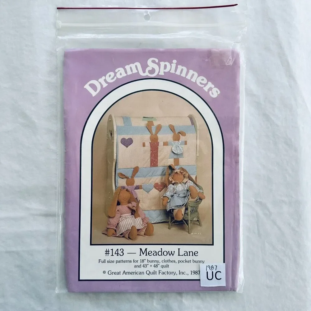 Easter Bunny Quilt Pattern & Bunny & Clothes Meadow Lane 143
